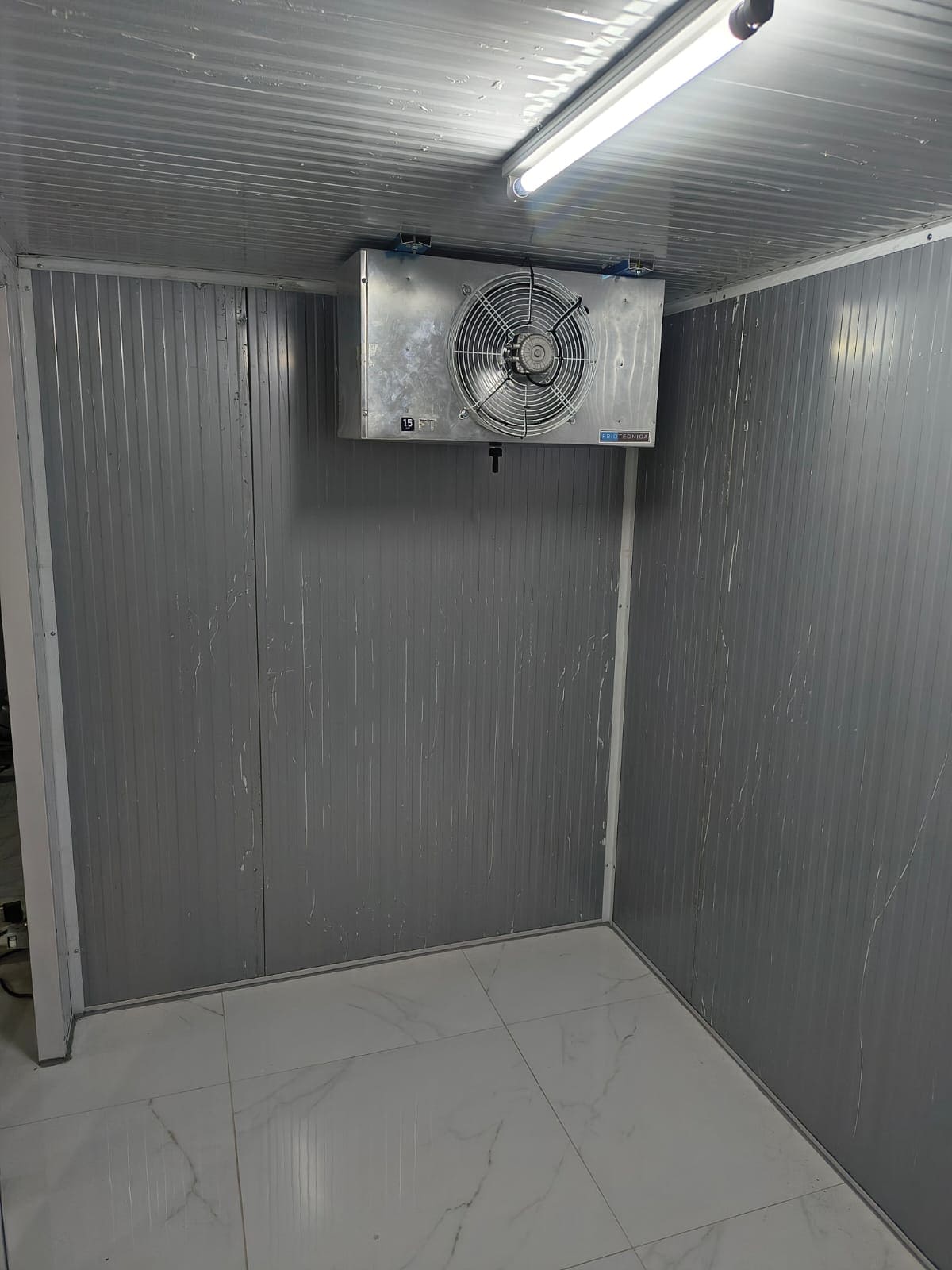 Trabajo de refrigeración RefriNea